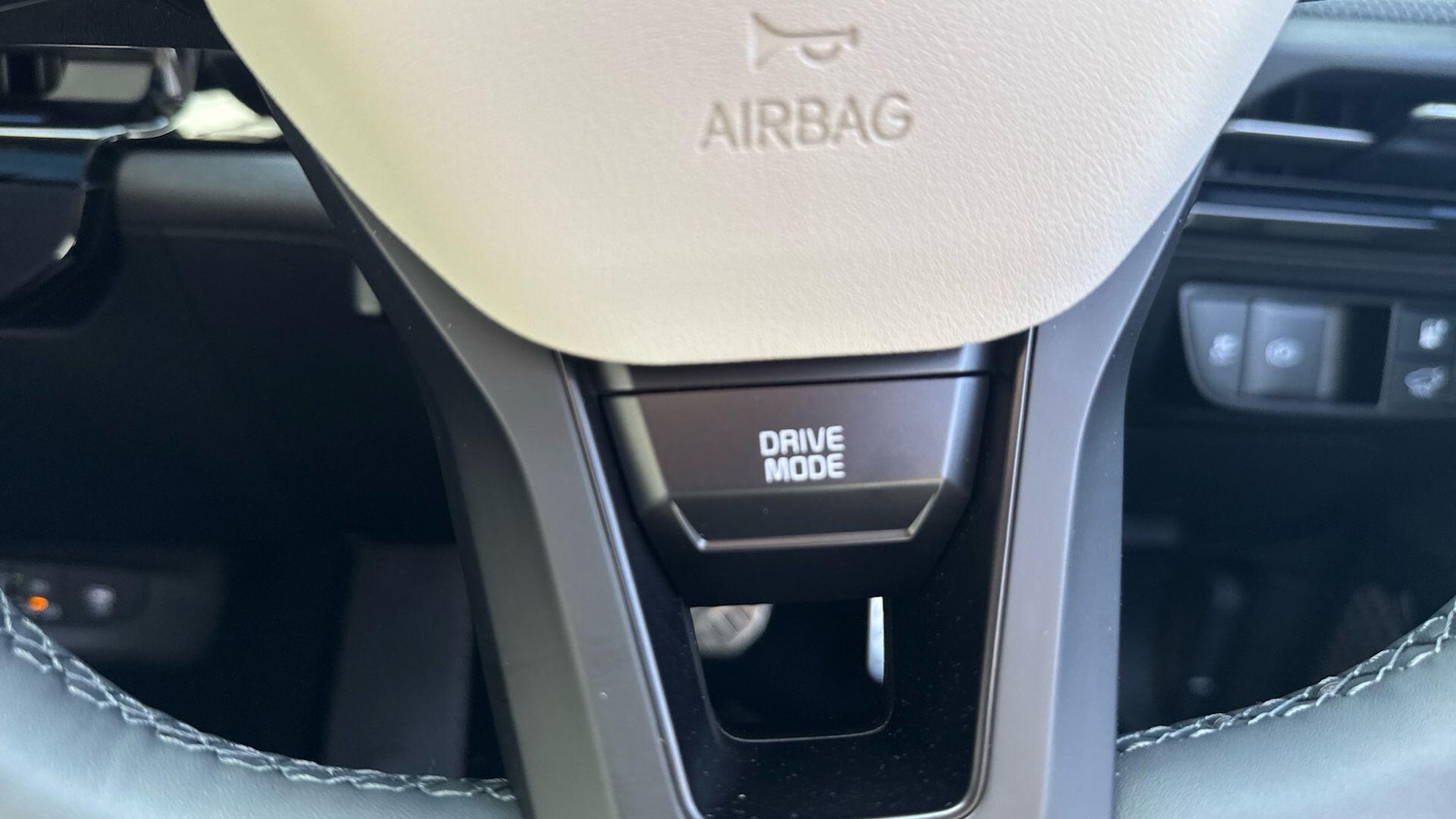 Used Kia EV6 2025 for sale - 76473018: Photo 48