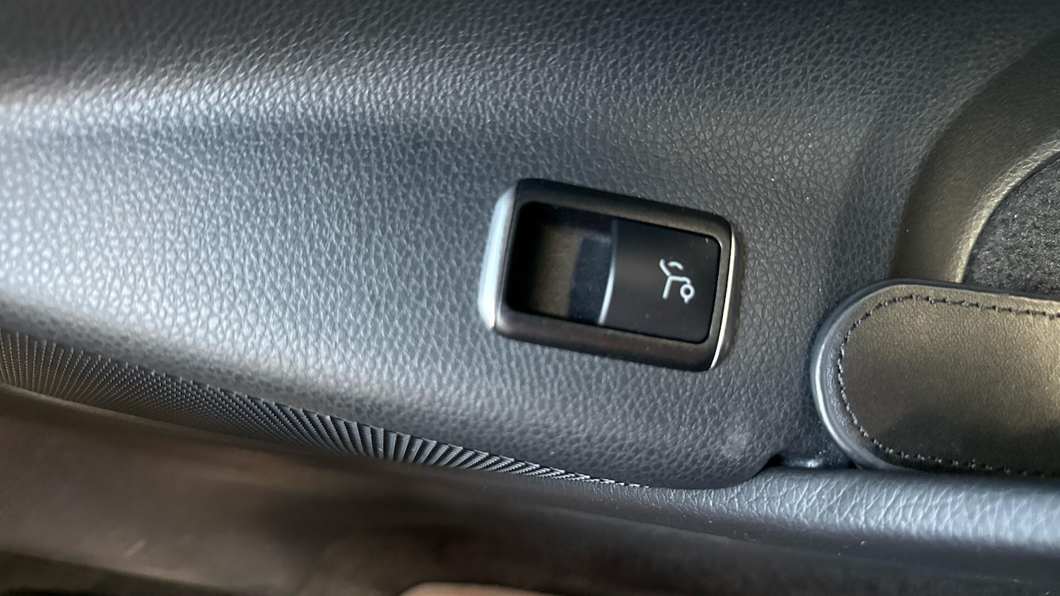 Used Mercedes-Benz GLA 2020 for sale - 76549826: Photo 35