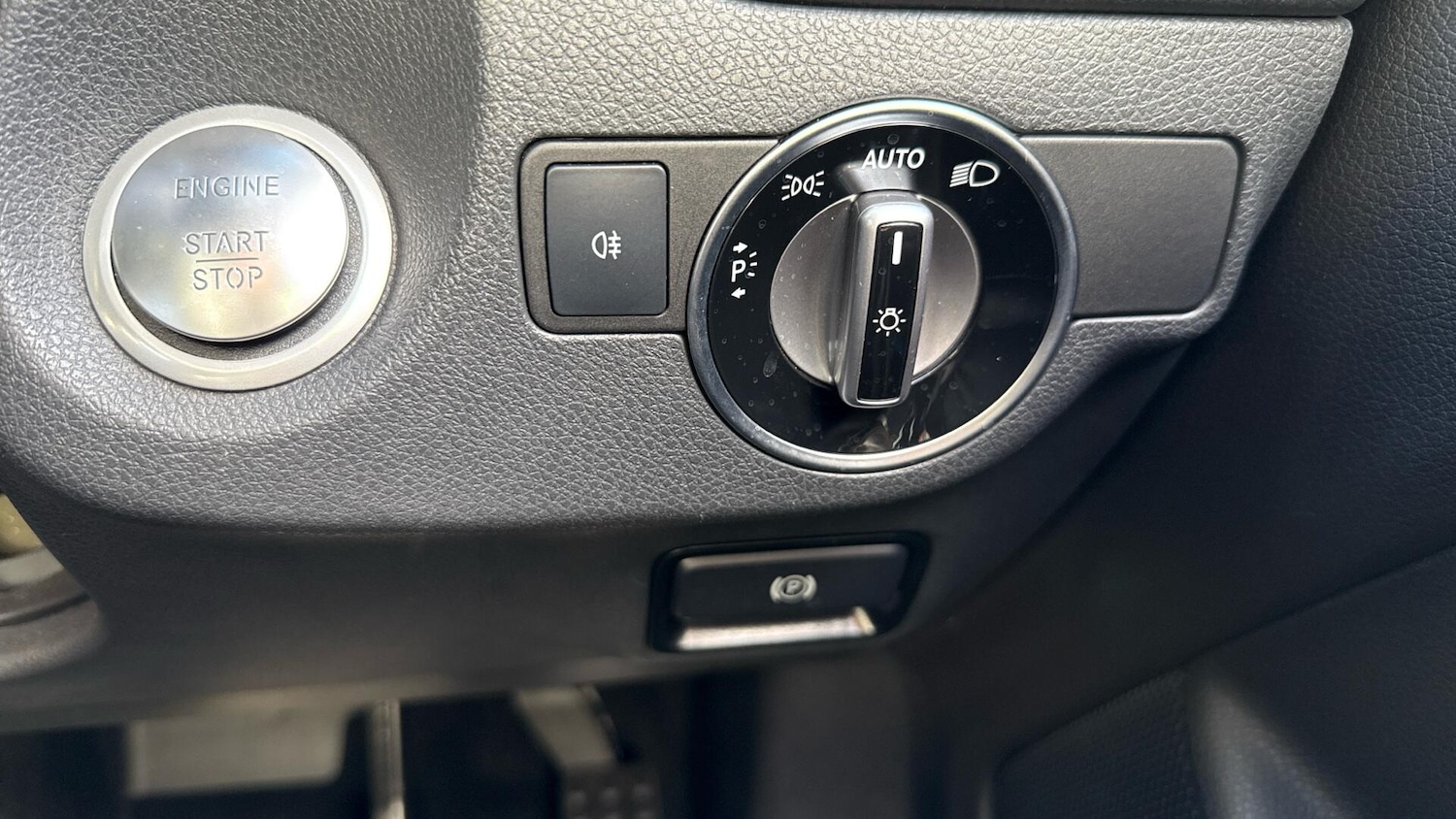 Used Mercedes-Benz GLA 2020 for sale - 76549826: Photo 36