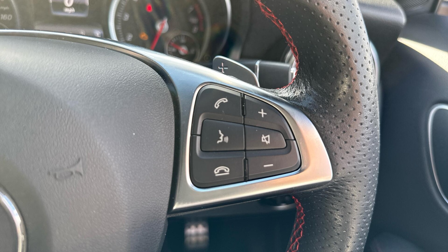 Used Mercedes-Benz GLA 2020 for sale - 76549826: Photo 40