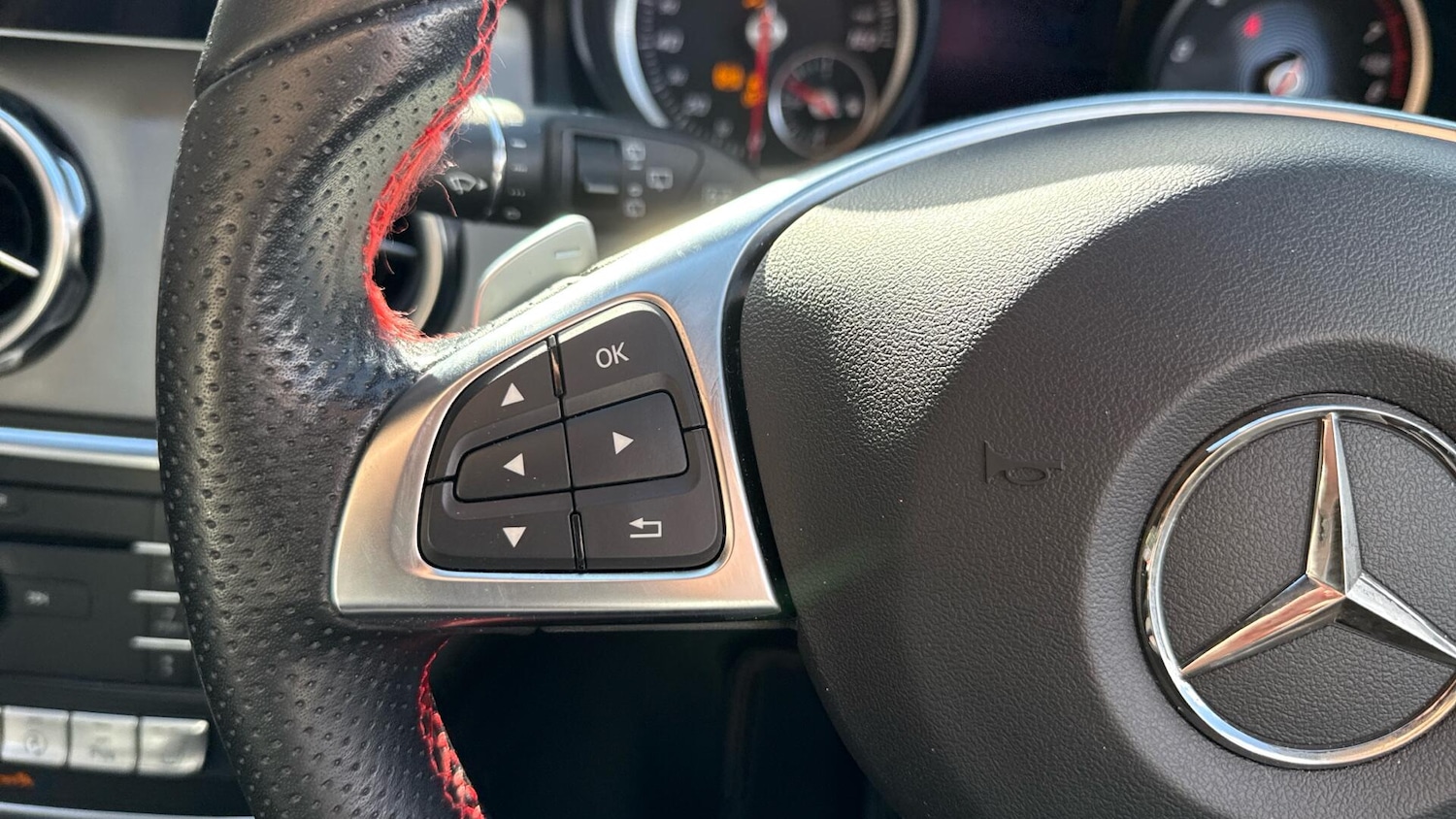 Used Mercedes-Benz GLA 2020 for sale - 76549826: Photo 41