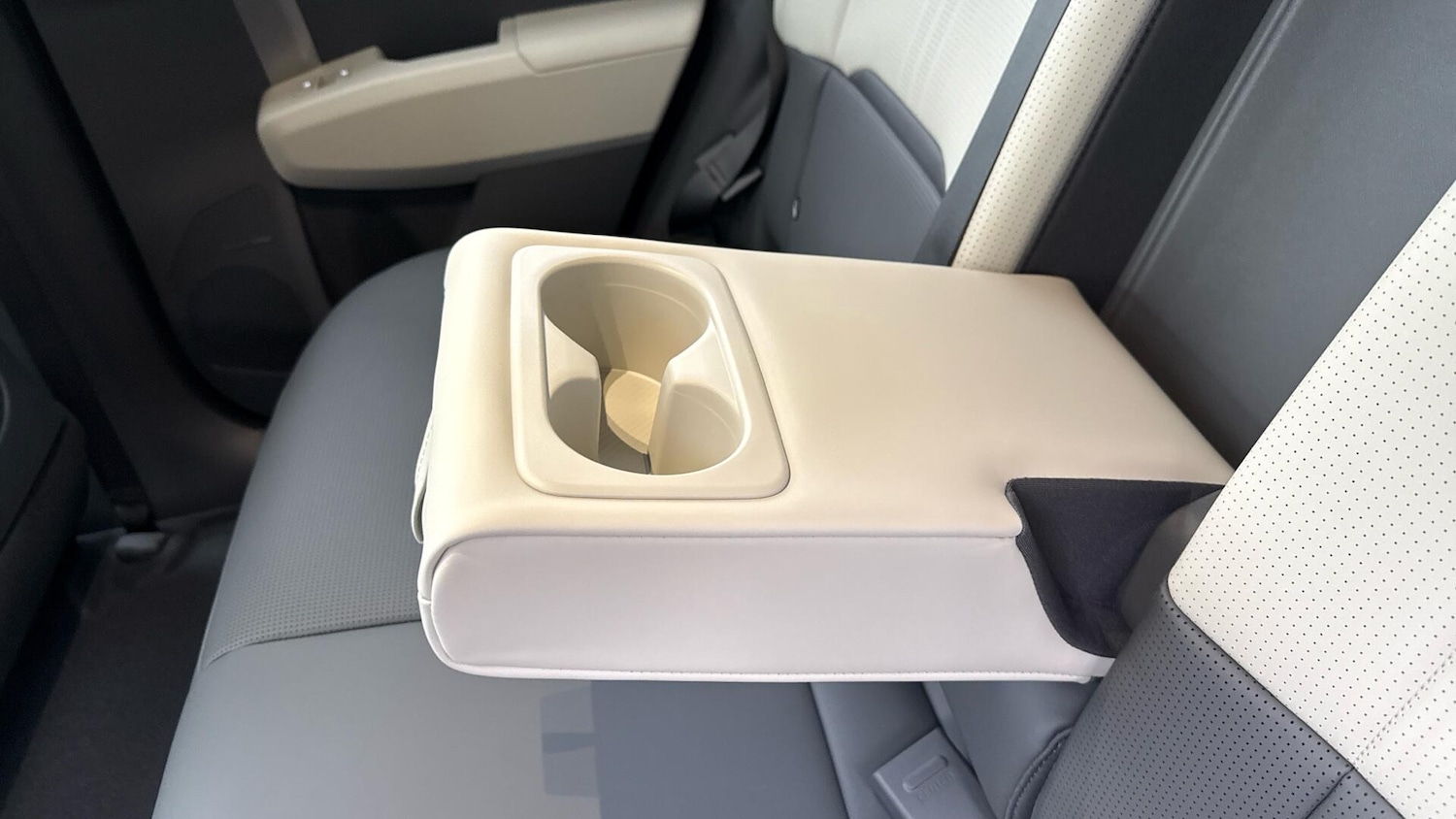 Used Kia EV3 2025 for sale - 76484406: Photo 27