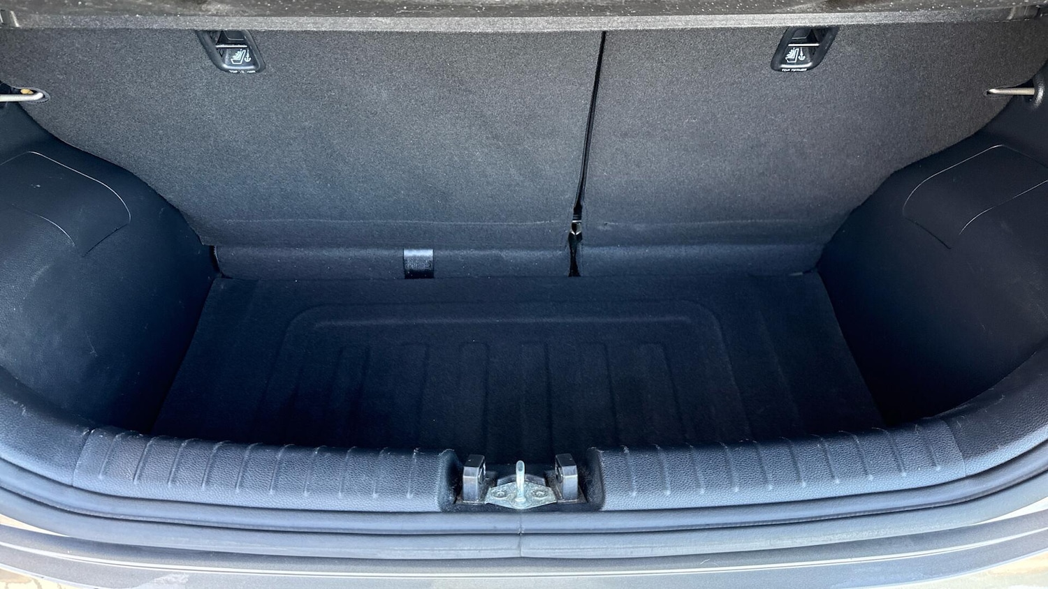 Used Kia Picanto 2019 for sale - 76307528: Photo 27