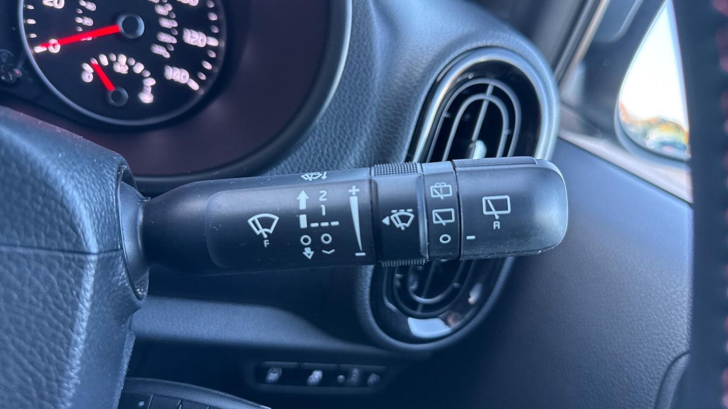 Used Kia Picanto 2022 for sale - 76388892: Photo 34