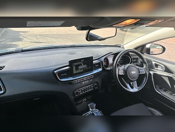 Used Kia Ceed 2019 for sale - 77808548: Photo