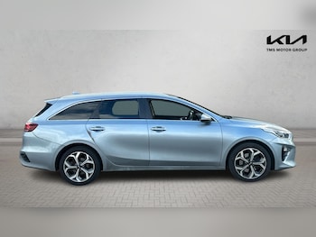 Used Kia Ceed 2019 for sale - 77808548: Photo