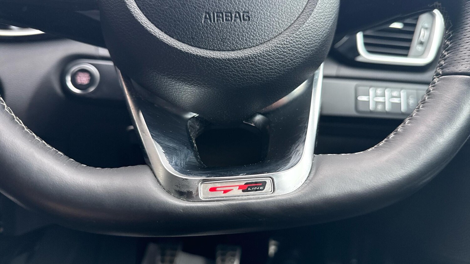 Used Kia Ceed 2022 for sale - 77673105: Photo 40