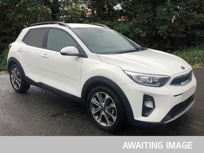 Used Kia Stonic 2018 for sale - 76801442: Photo 1