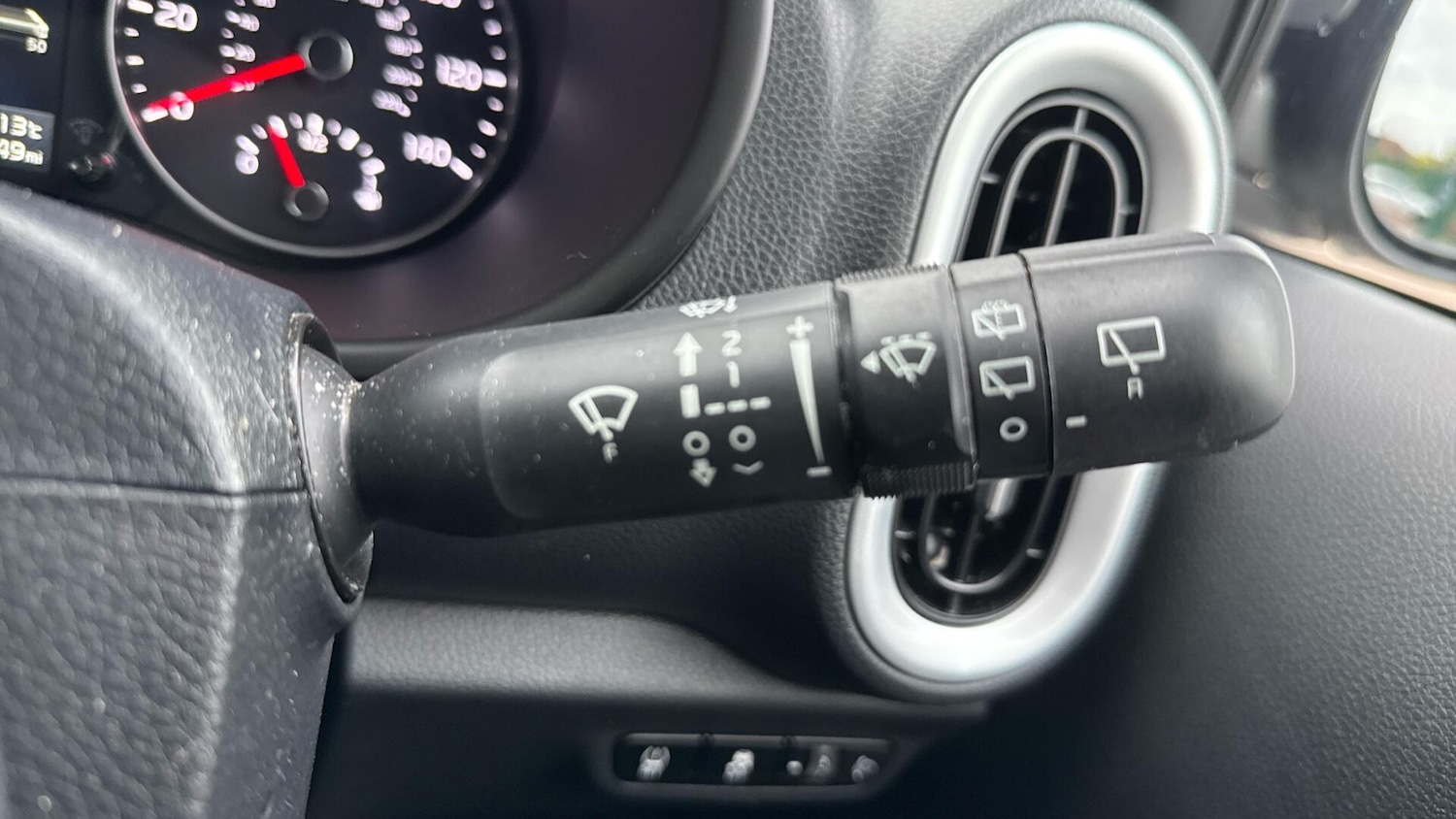 Used Kia Picanto 2023 for sale - 76318246: Photo 34