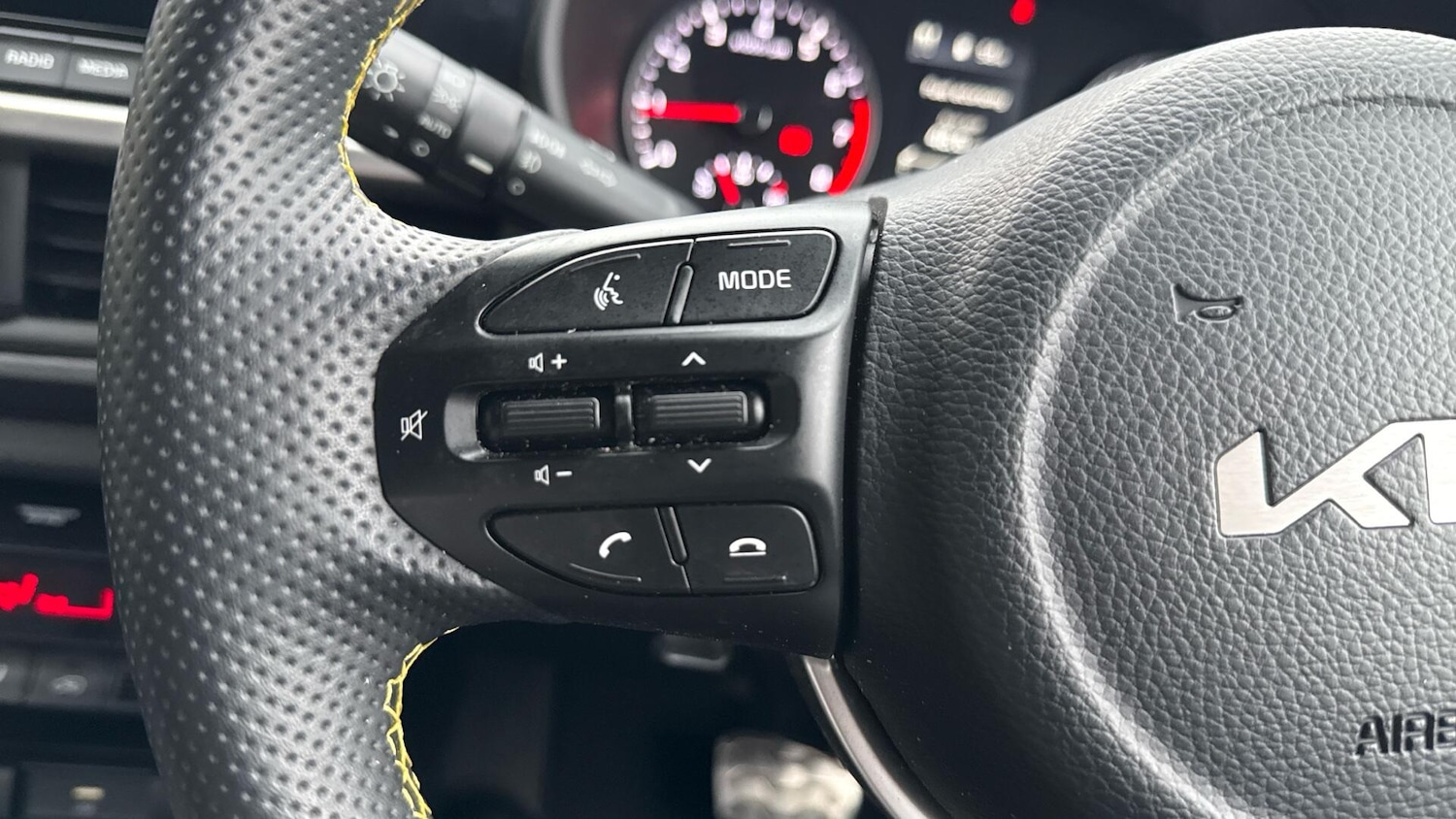 Used Kia Picanto 2023 for sale - 76318246: Photo 37