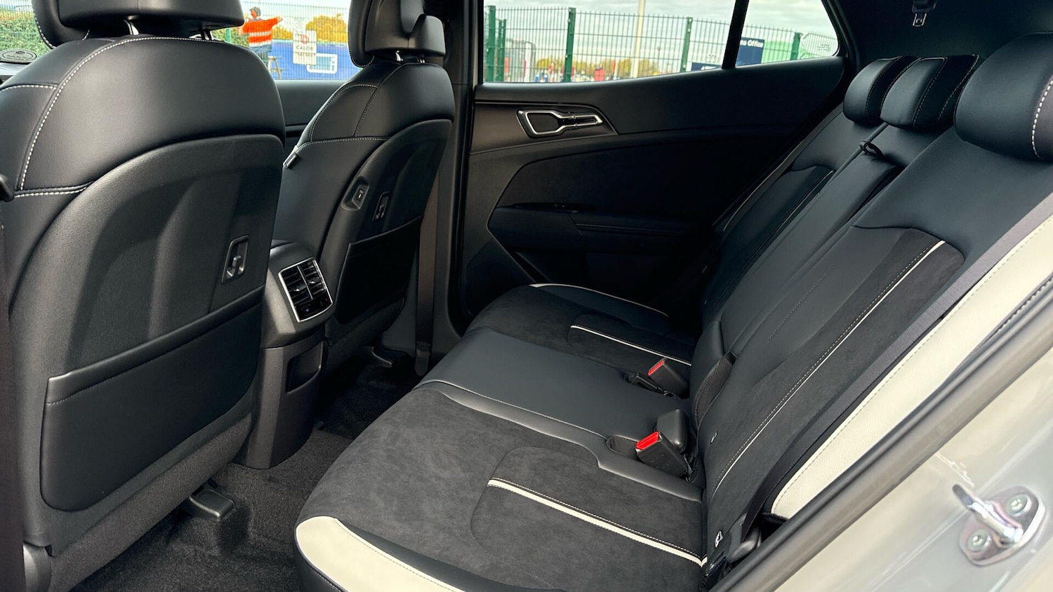 Used Kia Picanto 2023 for sale - 76408673: Photo 9