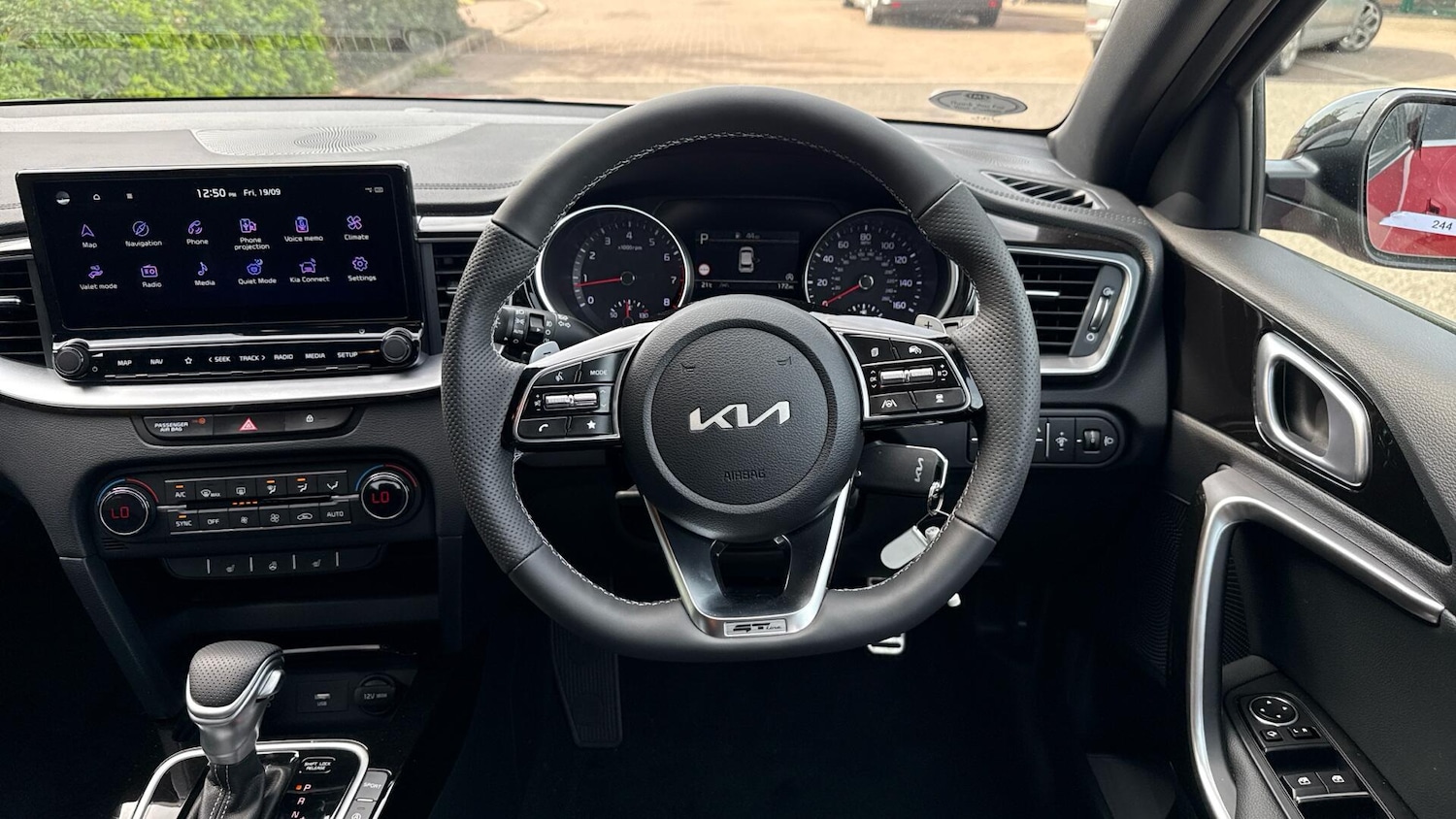 Used Kia Ceed 2025 for sale - 76306190: Photo 33