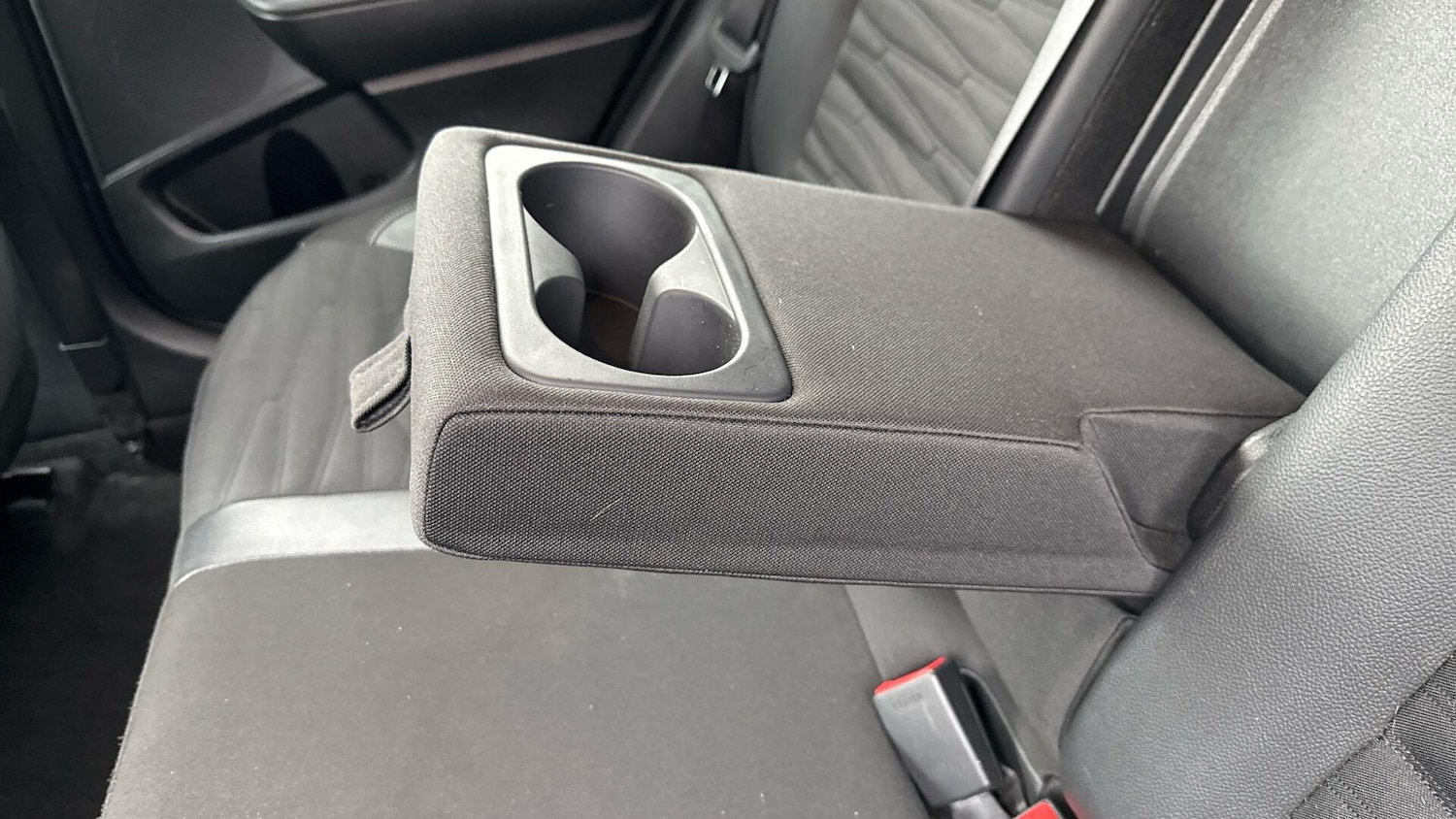 Used Kia XCeed 2023 for sale - 76306352: Photo 24