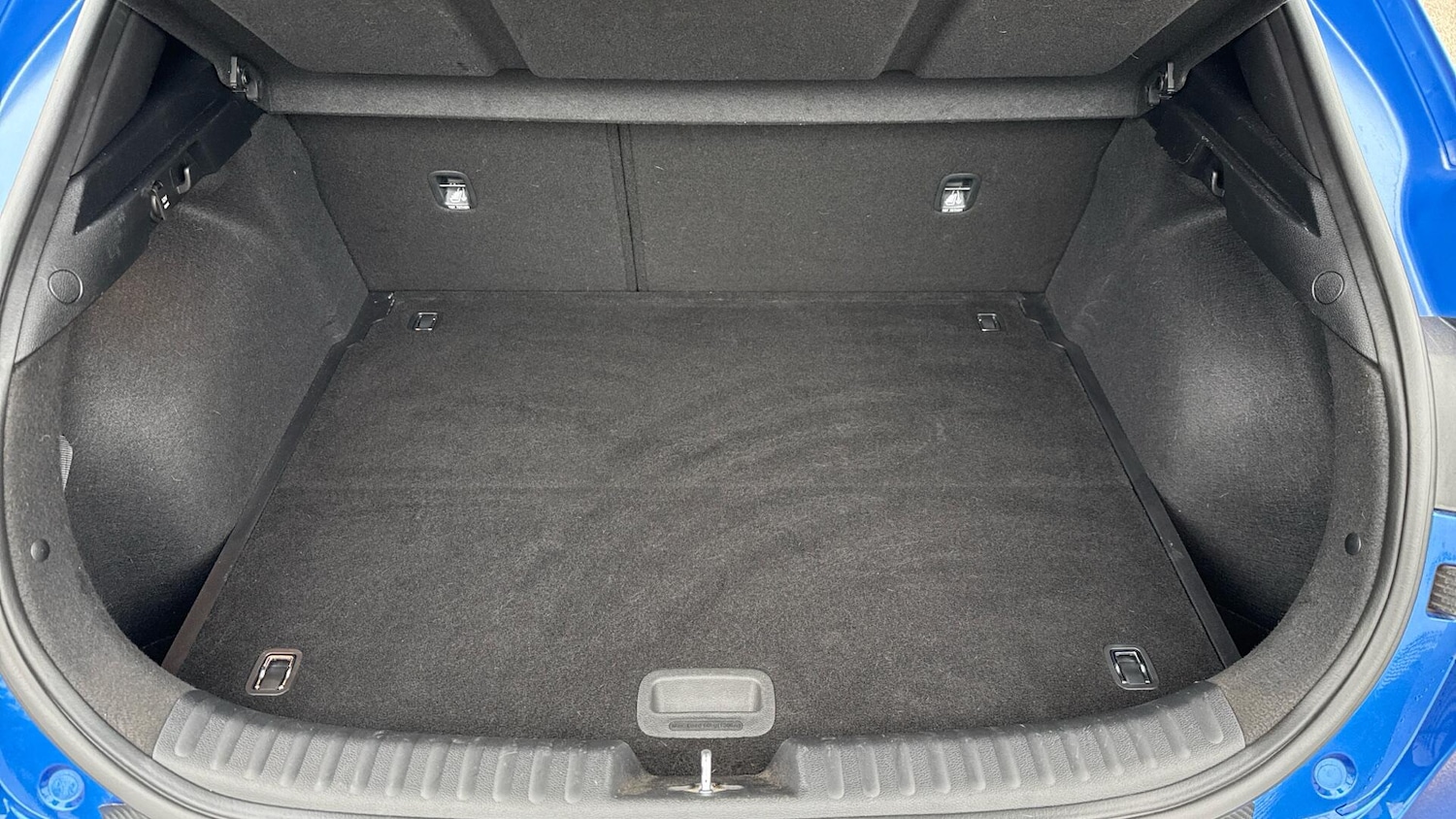 Used Kia XCeed 2023 for sale - 76306352: Photo 31