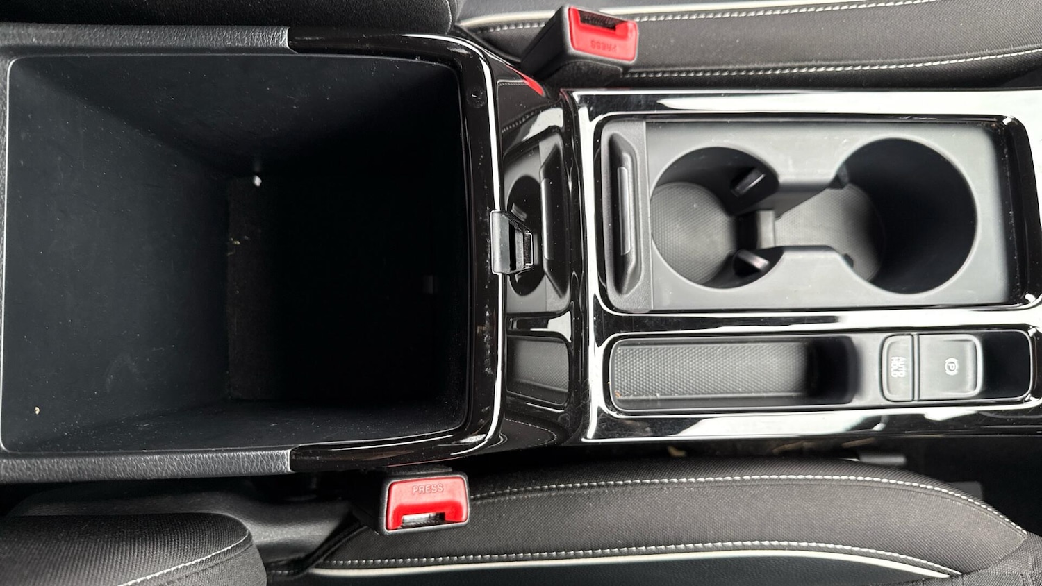 Used Kia XCeed 2023 for sale - 76306352: Photo 47