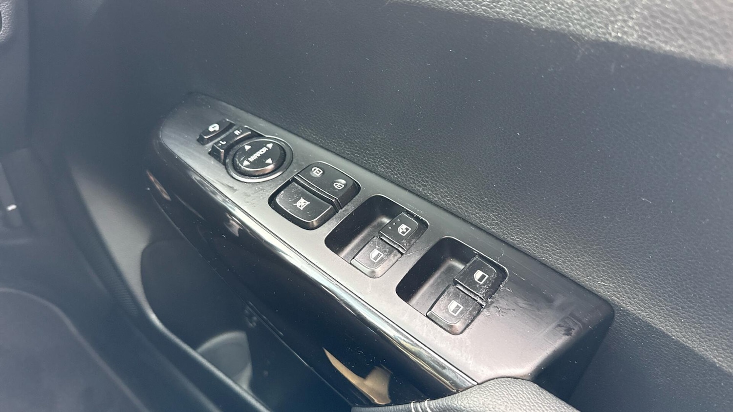 Used Kia Picanto 2024 for sale - 76306316: Photo 32