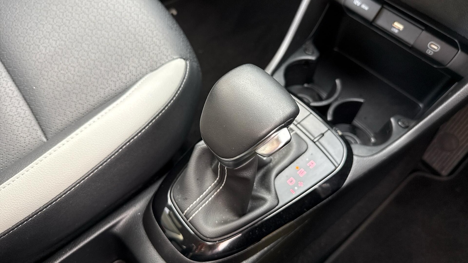 Used Kia Picanto 2024 for sale - 76306316: Photo 42