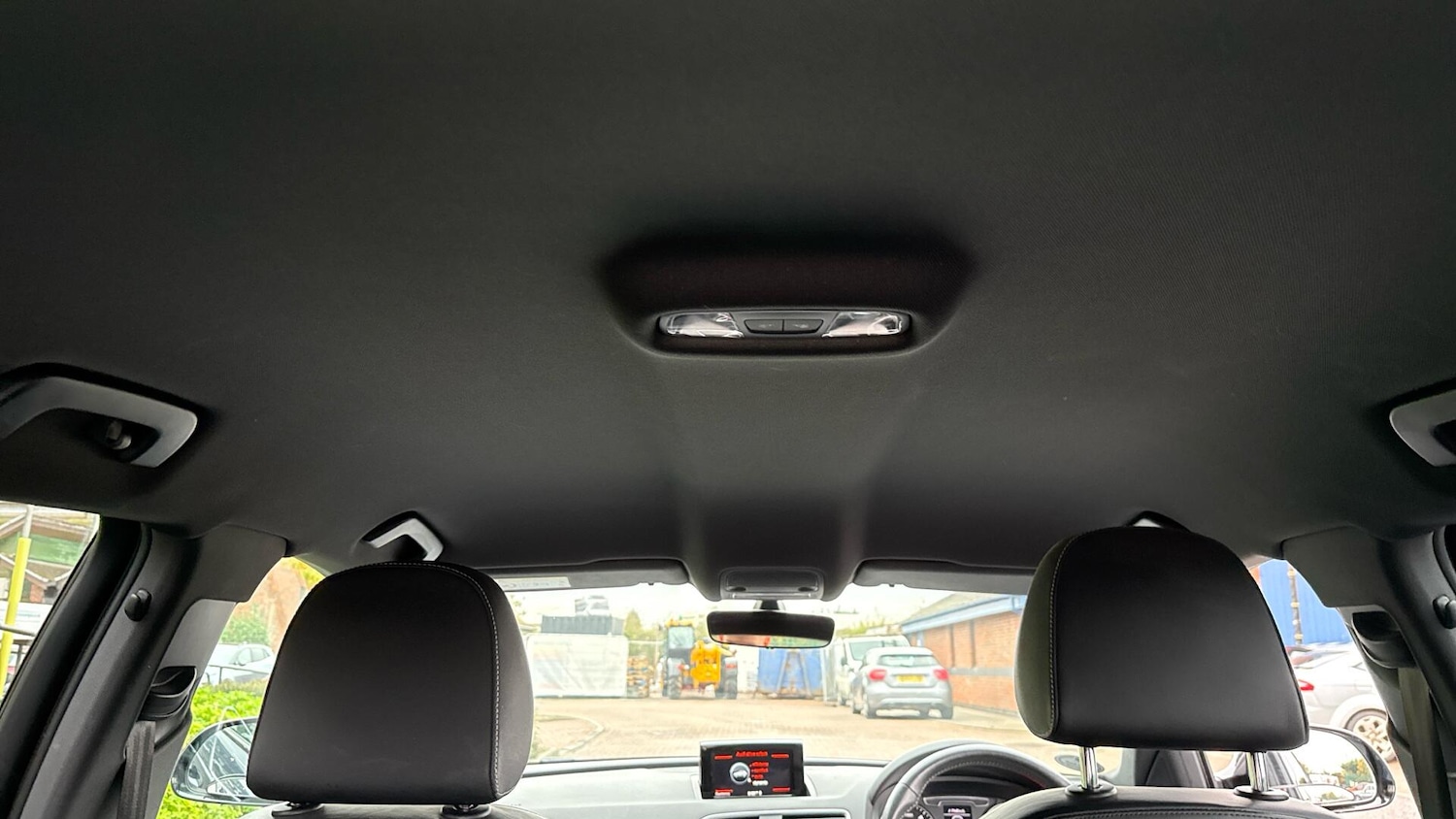 Used Audi Q3 2017 for sale - 76573774: Photo 11