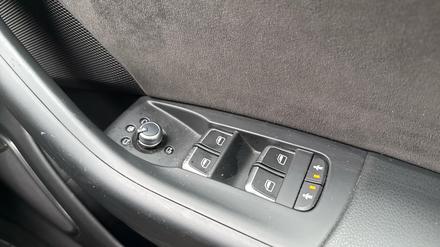 Used Audi Q3 2017 for sale - 76573774: Photo 35