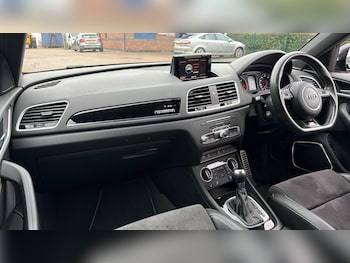 Used Audi Q3 2017 for sale - 76573774: Photo