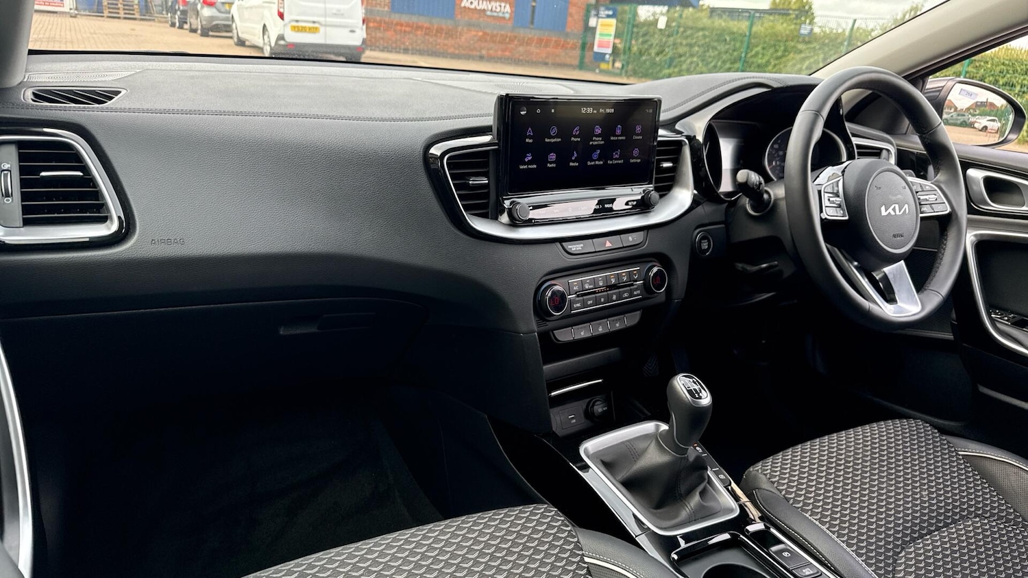 Used Kia Ceed 2025 for sale - 76306436: Photo 3