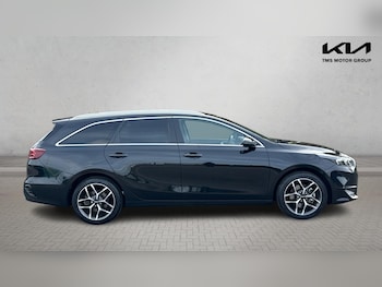 Used Kia Ceed 2025 for sale - 76306436: Photo