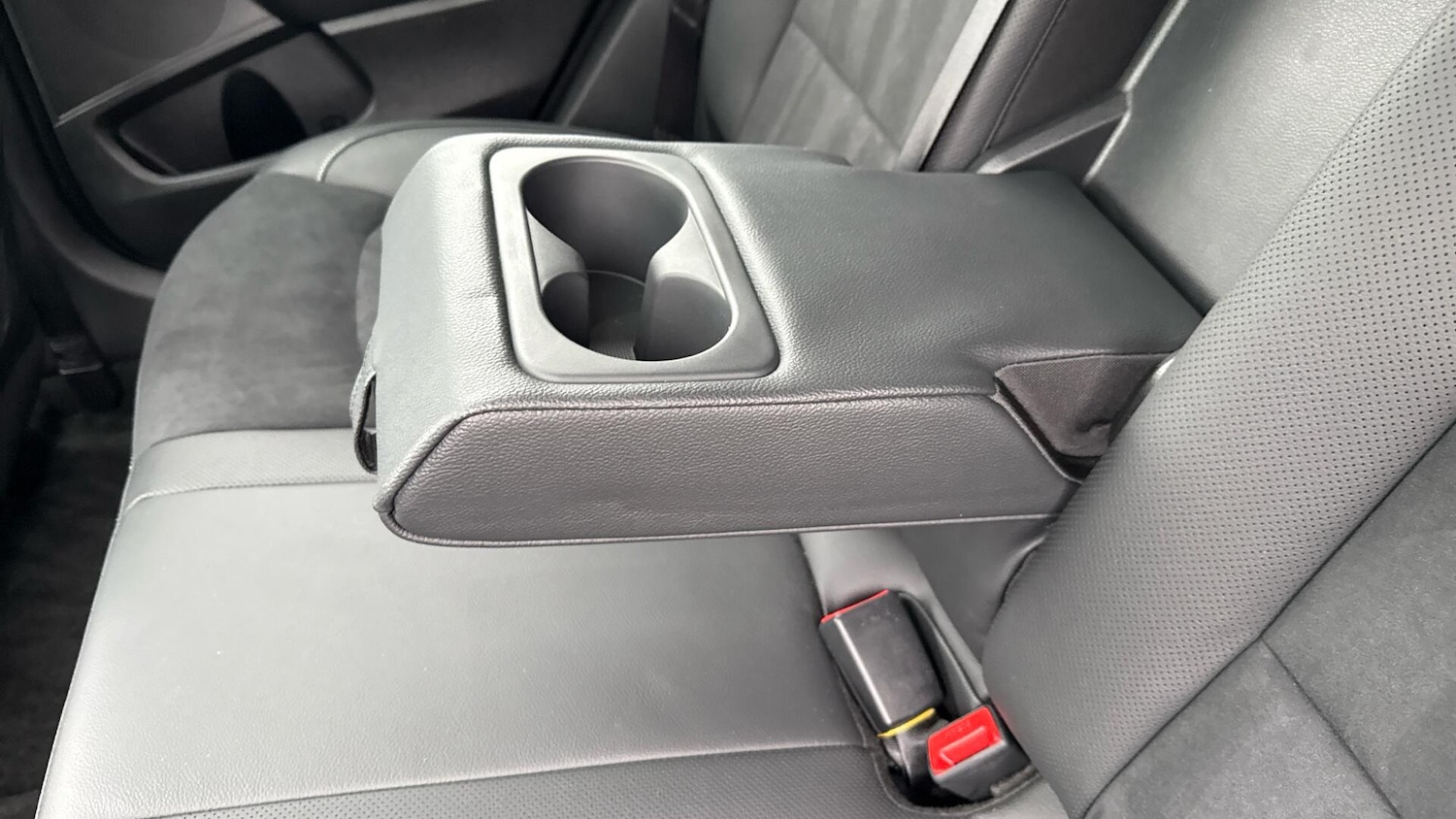 Used Kia XCeed 2025 for sale - 76306435: Photo 25