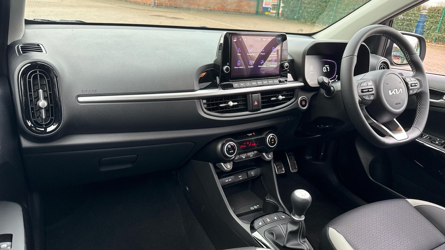 Used Kia Picanto 2025 for sale - 76975820: Photo 3