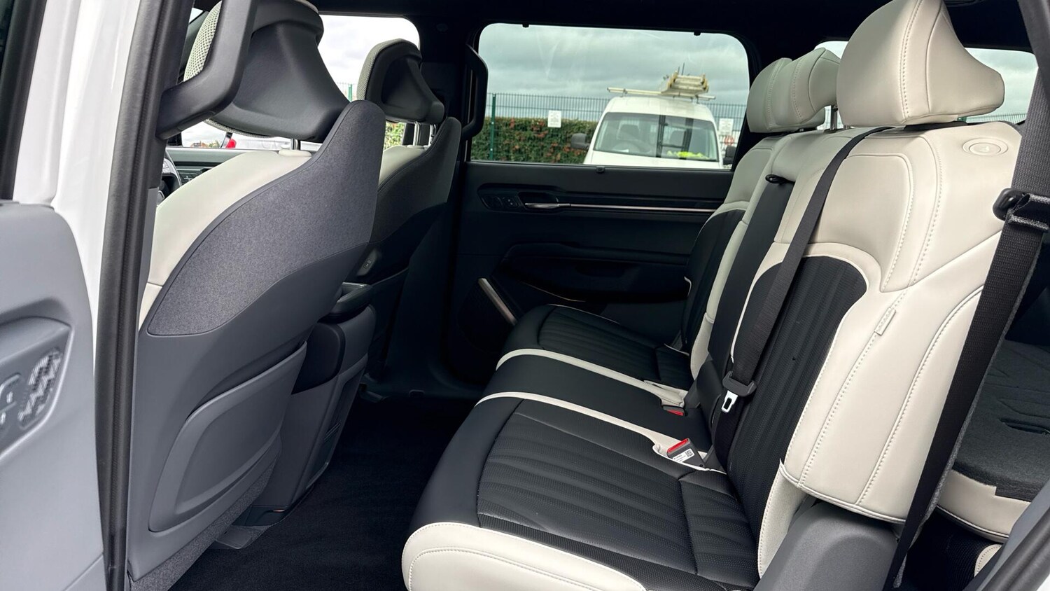 Used Kia EV9 2025 for sale - 77673024: Photo 11