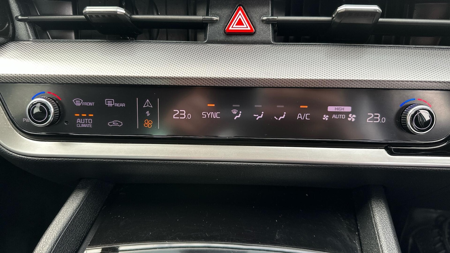 Used Kia Sportage 2023 for sale - 77673106: Photo 48