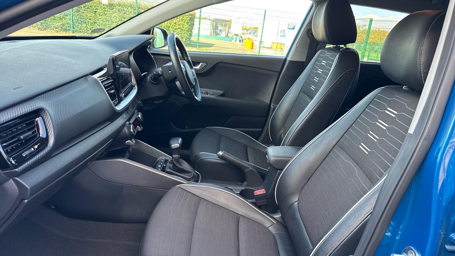 Used Kia Stonic 2022 for sale - 76561718: Photo 20