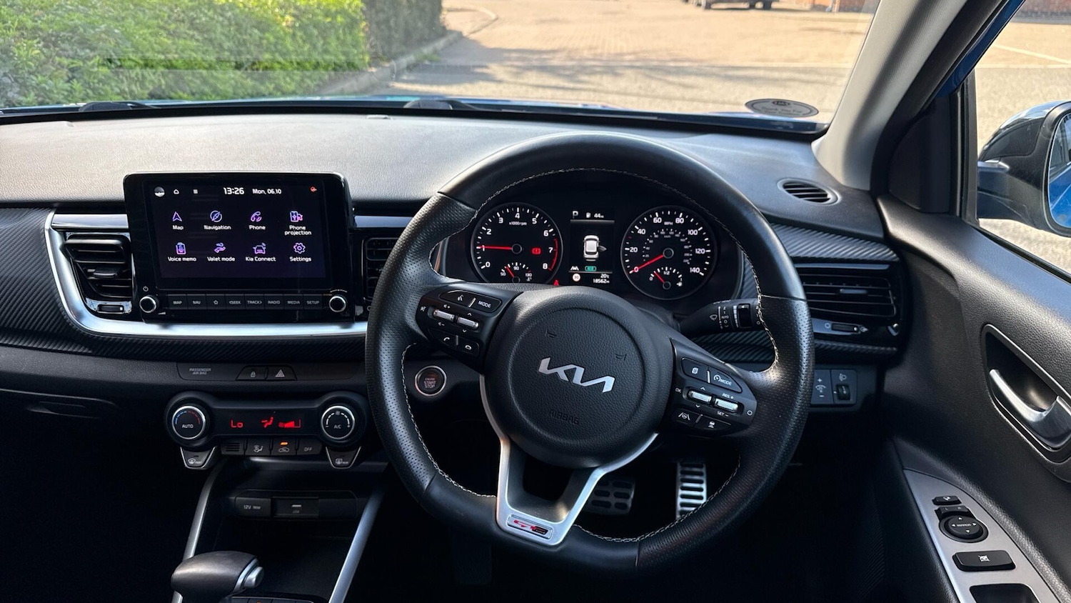 Used Kia Stonic 2022 for sale - 76561718: Photo 32