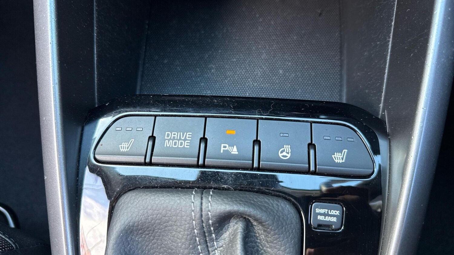 Used Kia Stonic 2022 for sale - 76561718: Photo 44