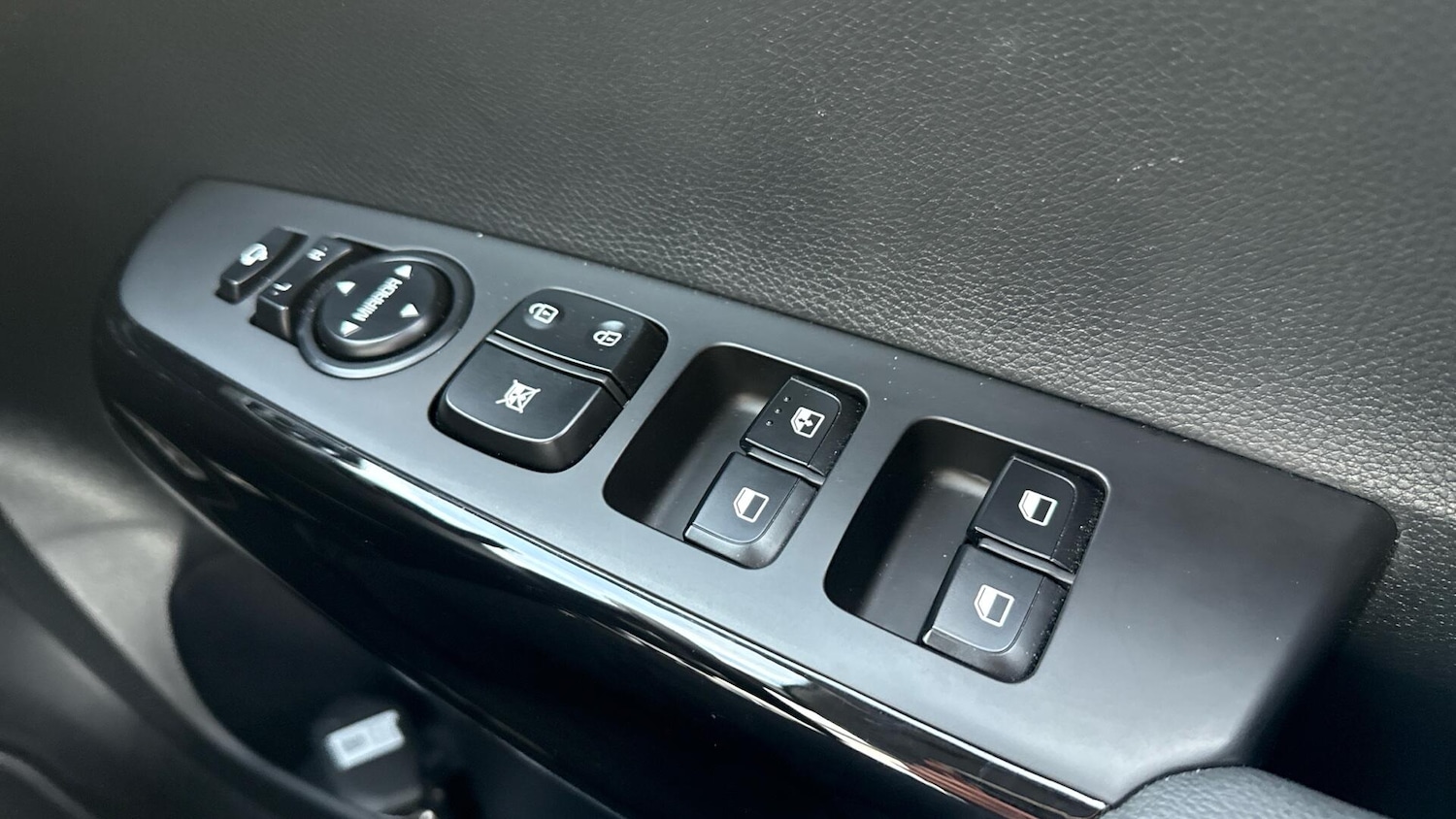 Used Kia Picanto 2024 for sale - 76371018: Photo 31