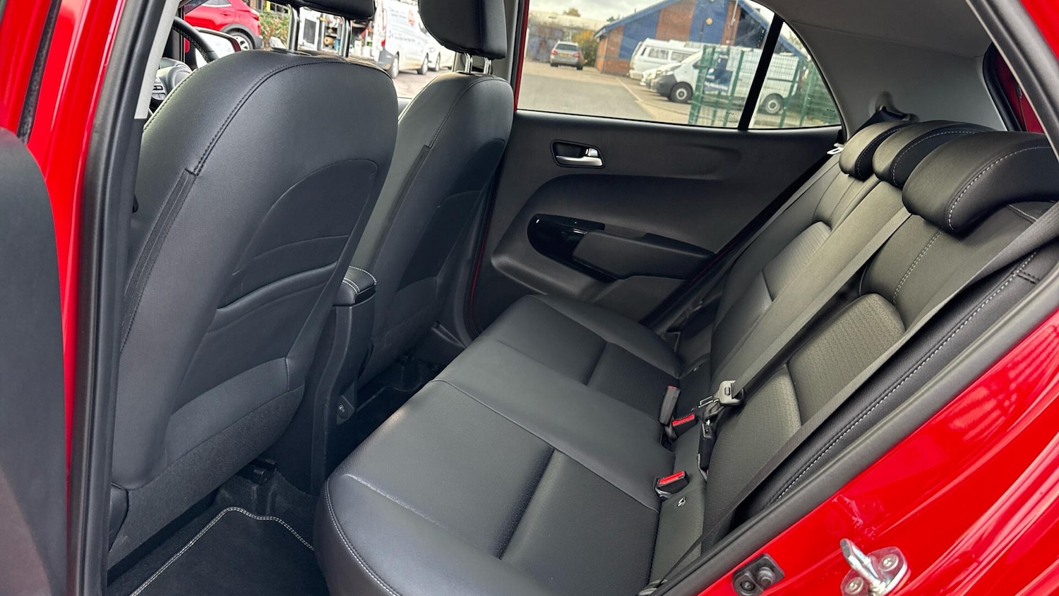 Used Kia Picanto 2024 for sale - 76371018: Photo 9