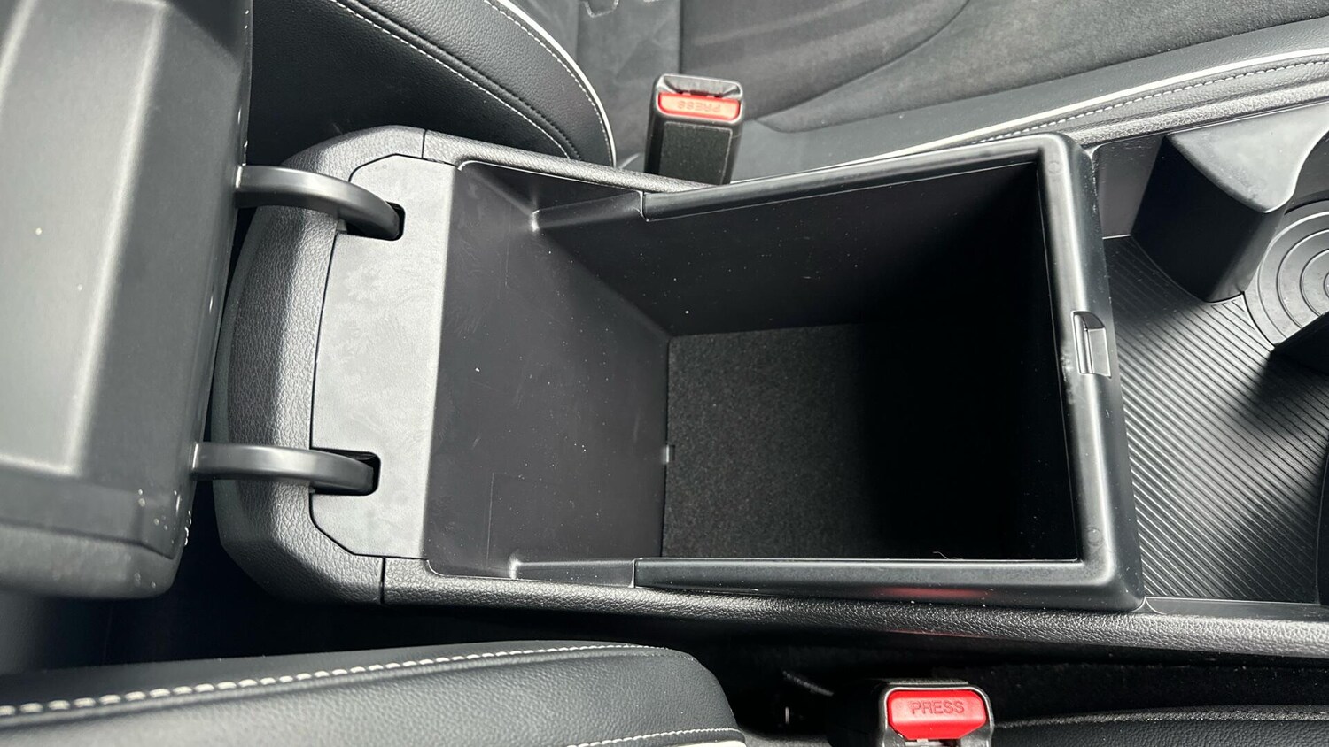 Used Kia Sportage 2023 for sale - 77673029: Photo 44