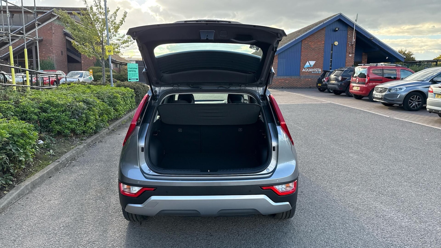 Used Kia Niro 2025 for sale - 76458165: Photo 8