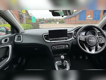 Used Kia Ceed 2025 for sale - 77673067: Photo