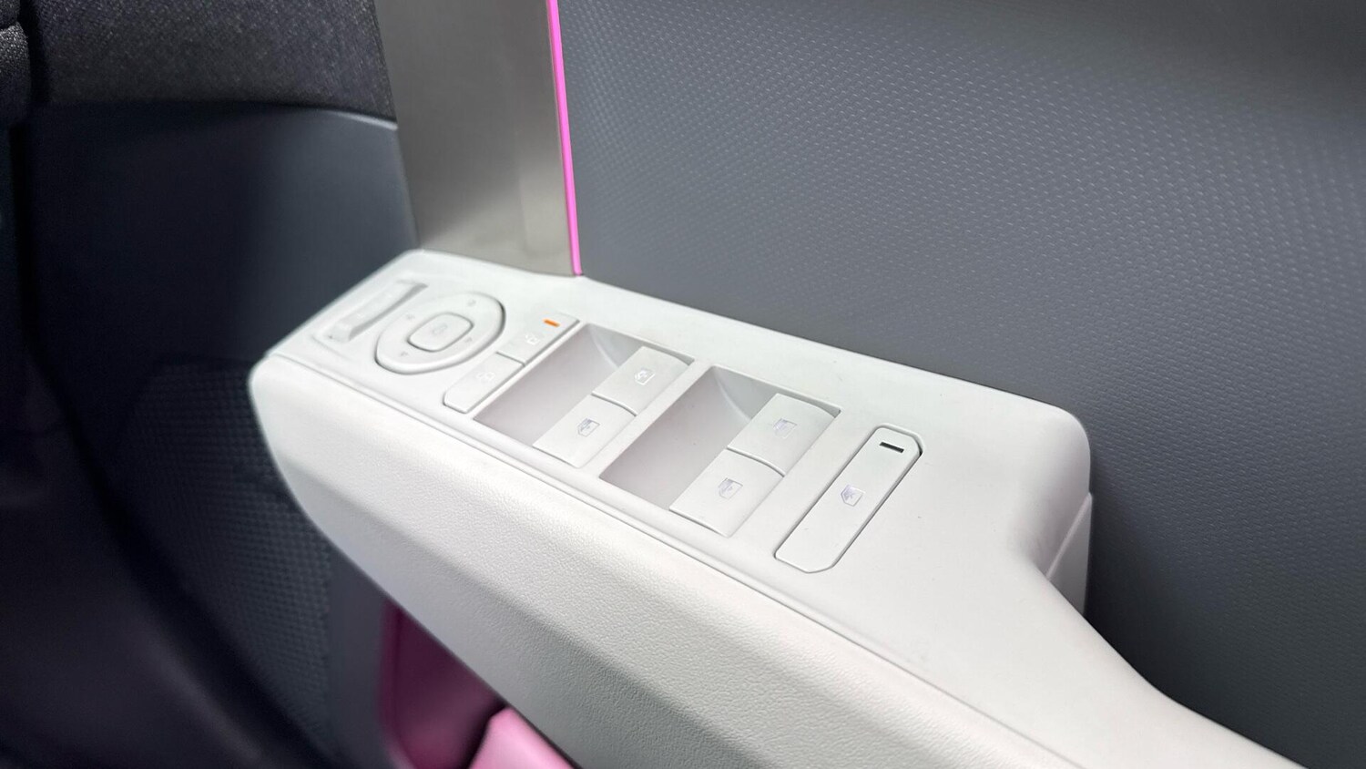 Used Kia EV3 2025 for sale - 77673131: Photo 43