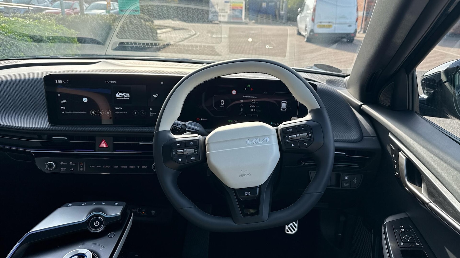 Used Kia EV6 2025 for sale - 76307900: Photo 38