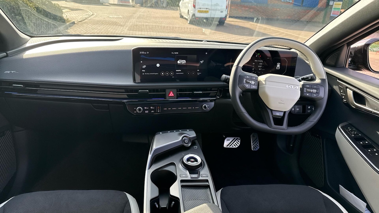 Used Kia EV6 2025 for sale - 76307900: Photo 6