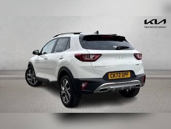 Used Kia Stonic 2022 for sale - 76306415: Photo
