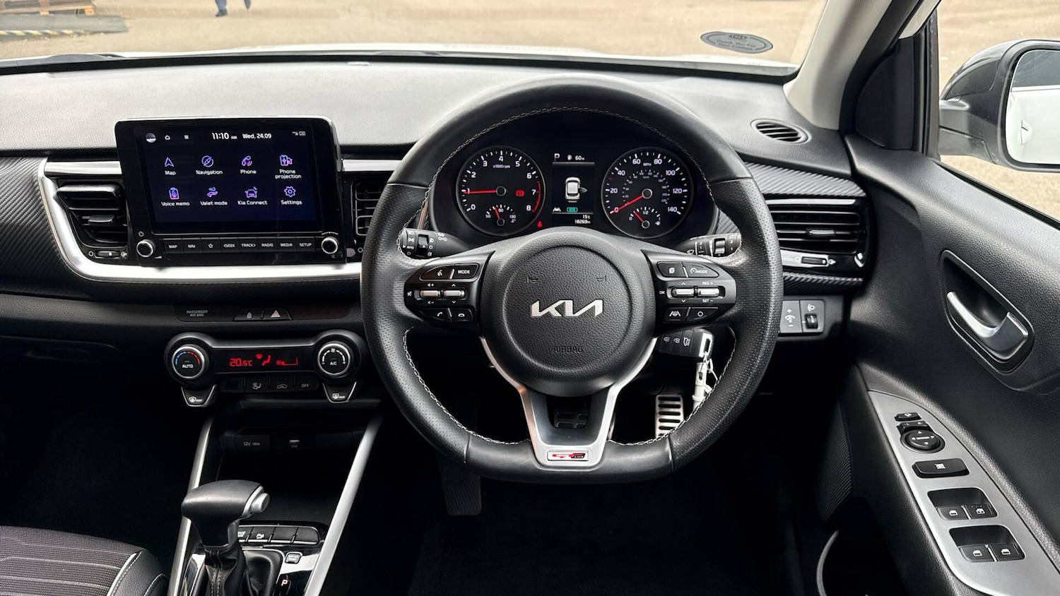 Used Kia Stonic 2022 for sale - 76306415: Photo 32