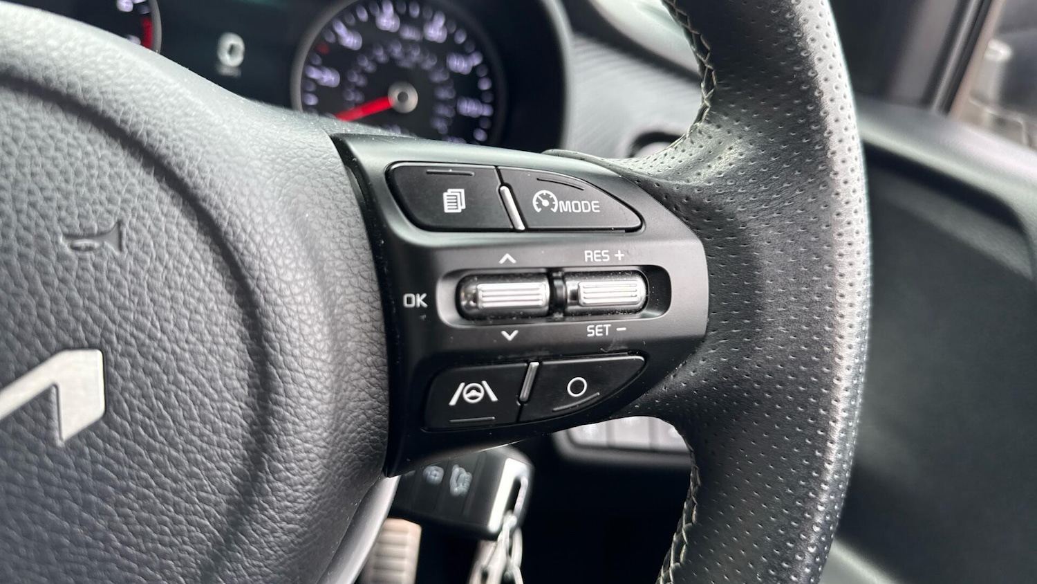 Used Kia Stonic 2022 for sale - 76306415: Photo 38