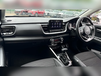 Used Kia Stonic 2022 for sale - 76306415: Photo