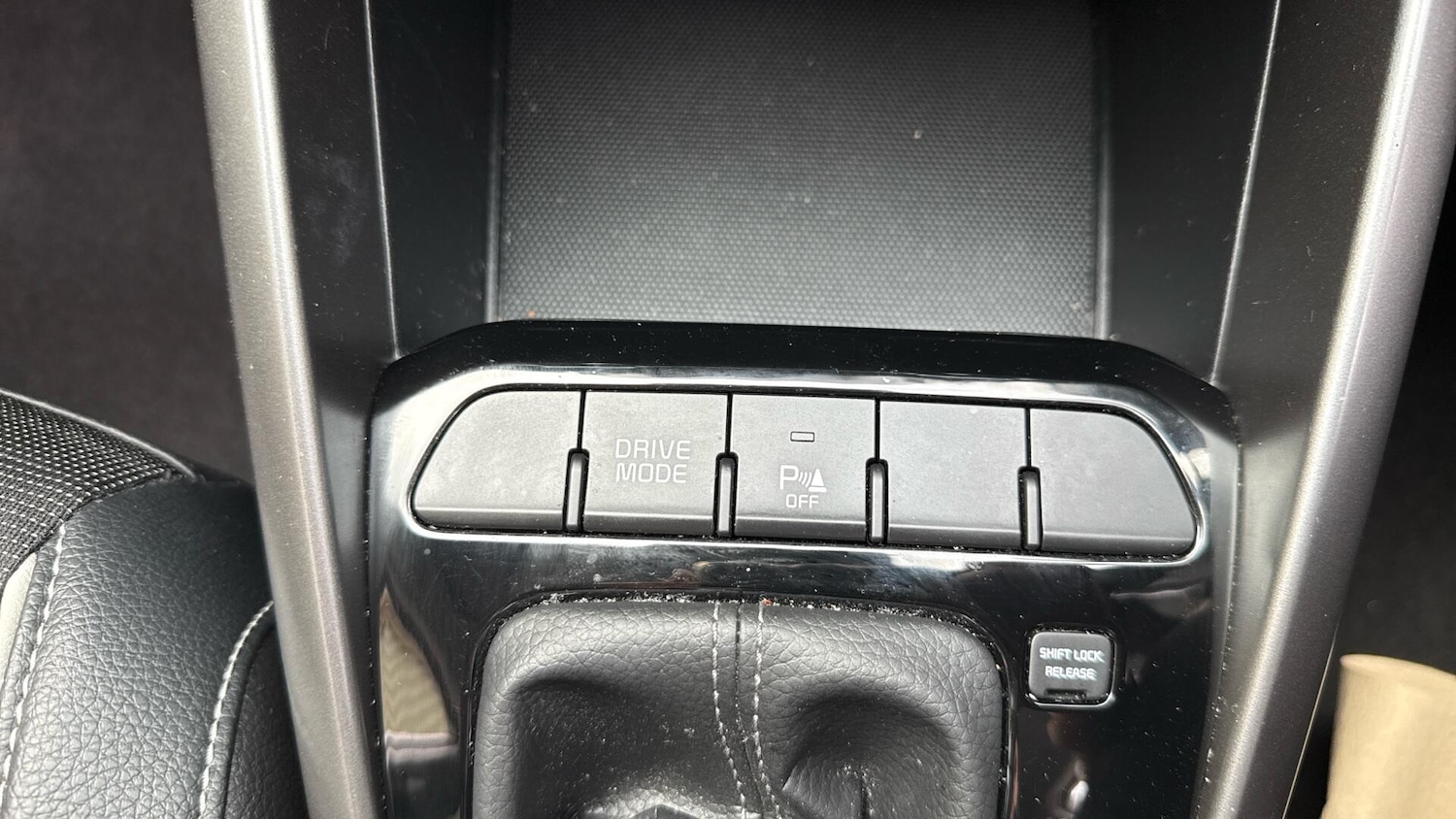 Used Kia Stonic 2022 for sale - 76306415: Photo 43