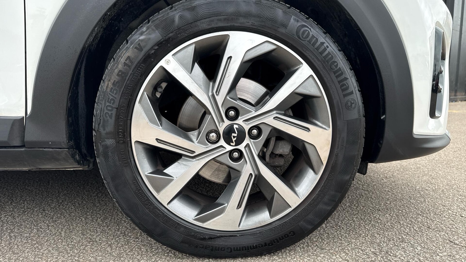 Used Kia Stonic 2022 for sale - 76306415: Photo 5