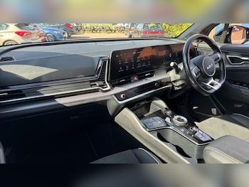 Used Kia Sportage 2022 for sale - 77670940: Photo