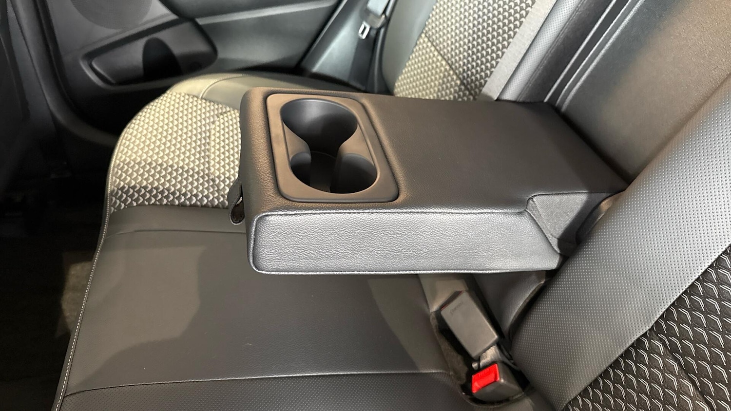 Used Kia XCeed 2025 for sale - 76388470: Photo 22