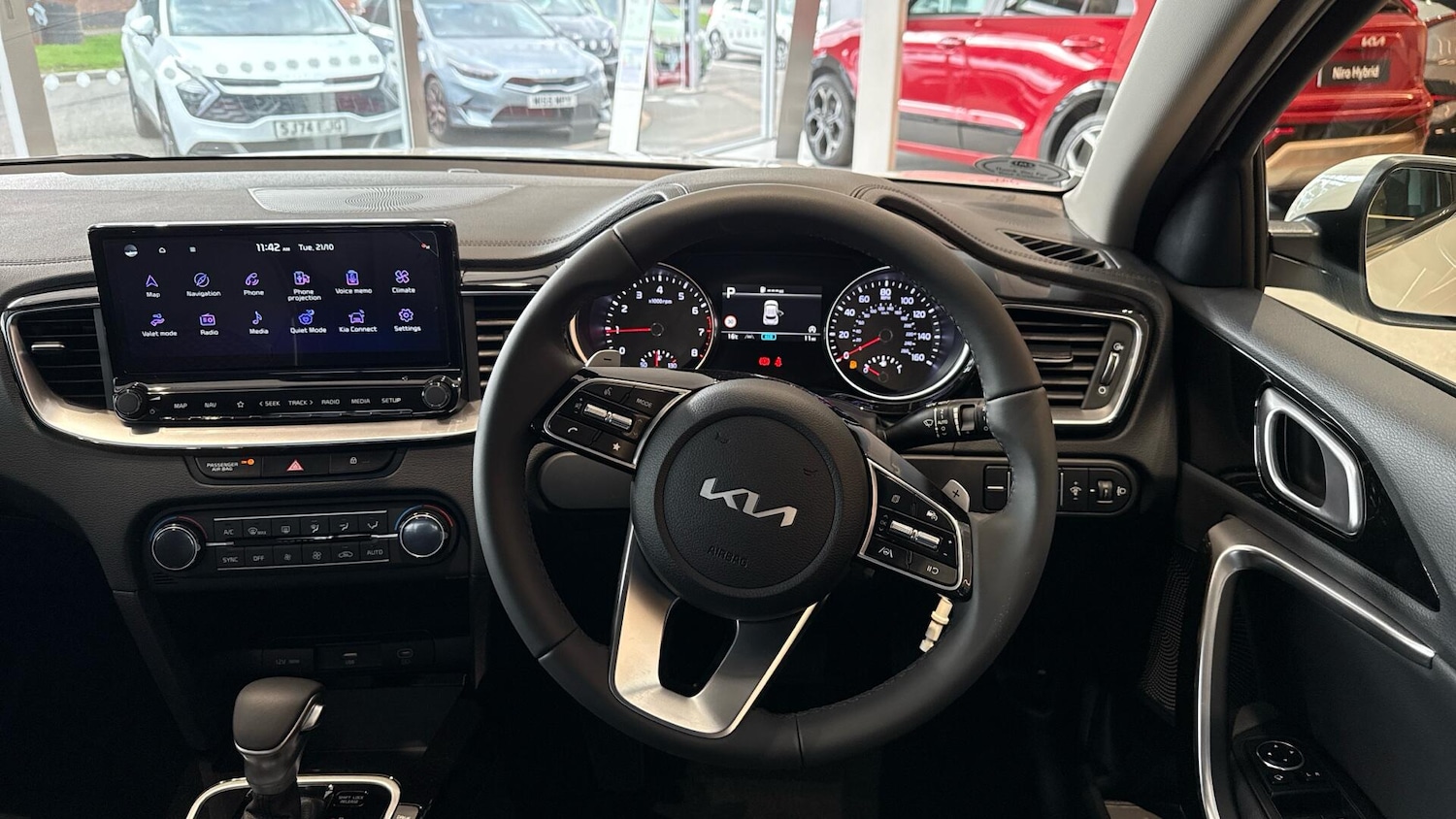 Used Kia XCeed 2025 for sale - 76388470: Photo 32